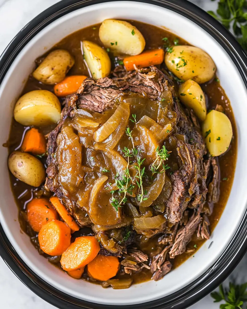 Crockpot French Onion Pot Roast: Comforting &amp; Irresistibly Juicy